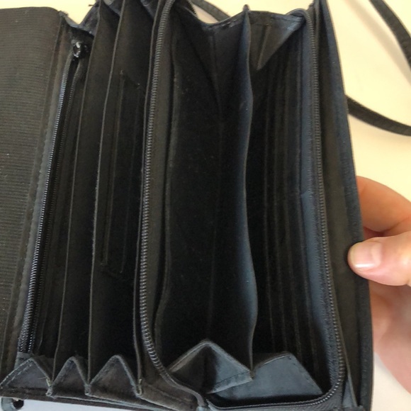 Buxton Black Leather Long Bifold Organizer Wallet with cellphone case - Picture 10 of 11